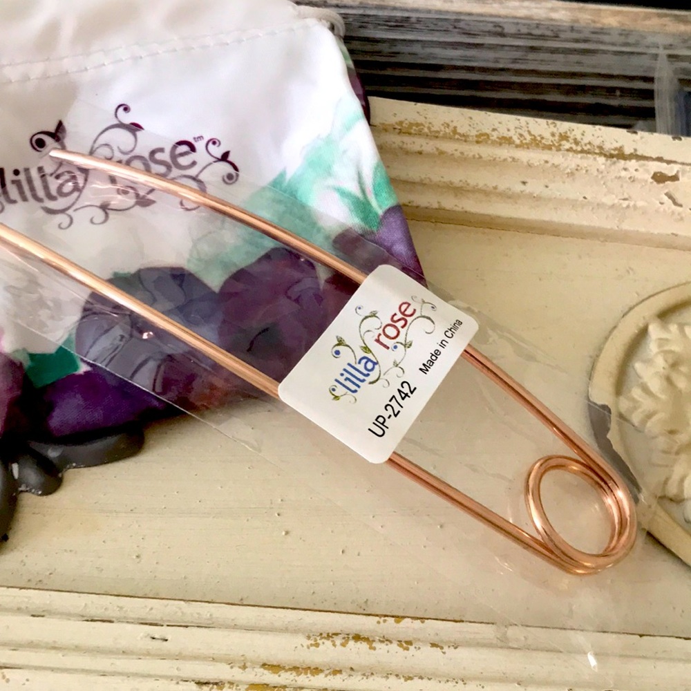 Lilla Rose UPin 4” Rose Goldtone